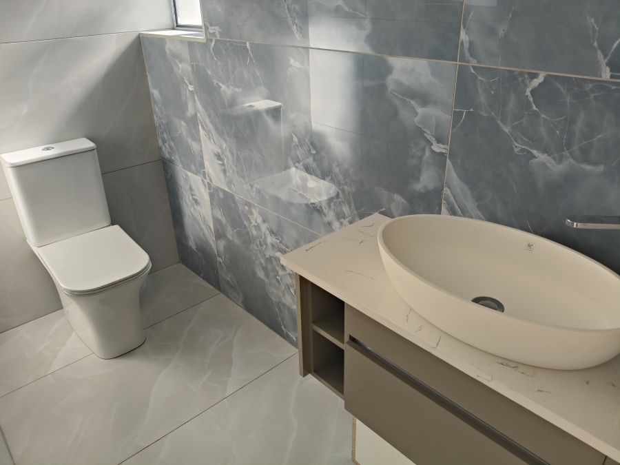 4 Bedroom Property for Sale in Fountains Estate Eastern Cape